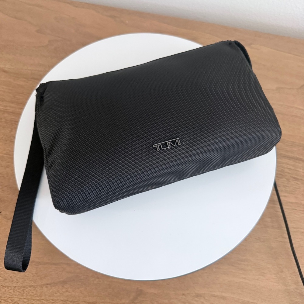Tumi Black Ballistic Nylon Travel Clutch Toiletry Pouch with Wristlet Strap